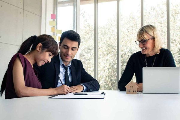 Comment s'effectue le rachat d'une maison familiale au niveau de ses frères et sœurs ?